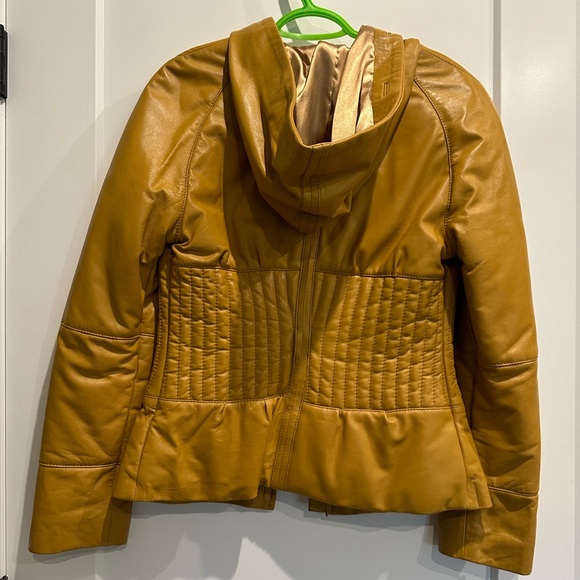 Genuine, mustard leather jacket, size medium . - Picture 3 of 3